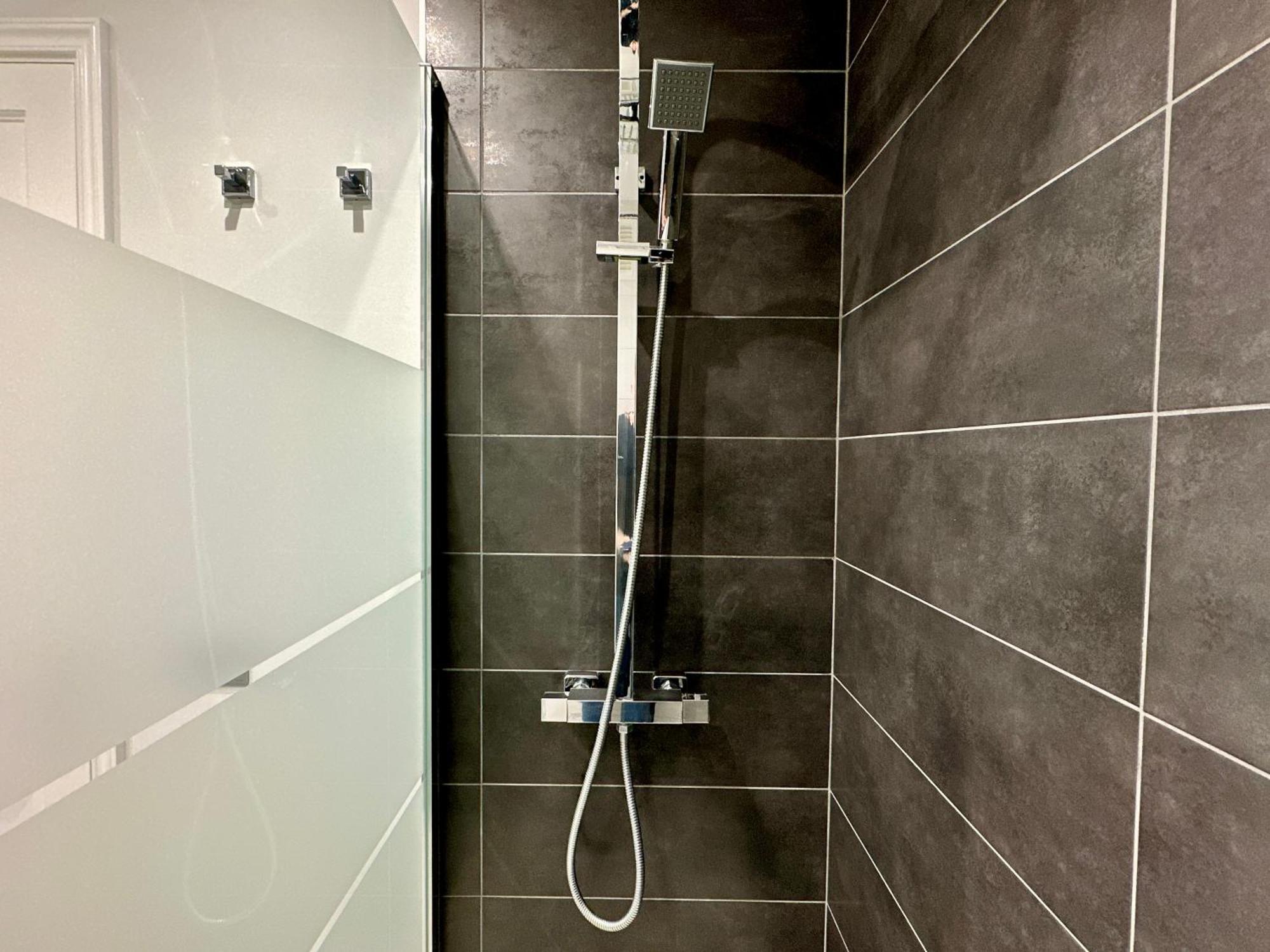 Hostiguest Coliving Leon Y Castillo Las Palmas / Gran Canaria Exterior foto
